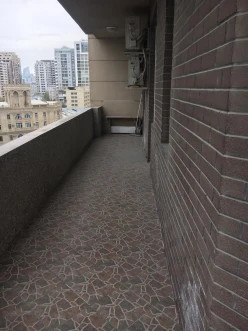 İcarə yeni tikili 4 otaqlı 155 m²,  28 May m.-21