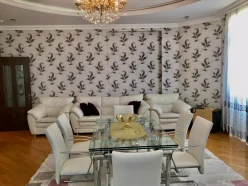 İcarə yeni tikili 4 otaqlı 155 m²,  28 May m.-2