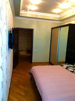 İcarə yeni tikili 4 otaqlı 155 m²,  28 May m.-6