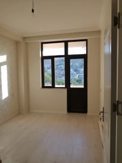 Satılır yeni tikili 2 otaqlı 52 m², Yeni Günəşli q.-3