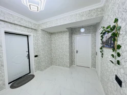 Satılır yeni tikili 2 otaqlı 64 m², Neftçilər m.-5