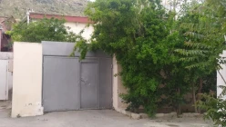 Satılır ev/villa 10 otaqlı 210 m², 20-ci sahə q.-2