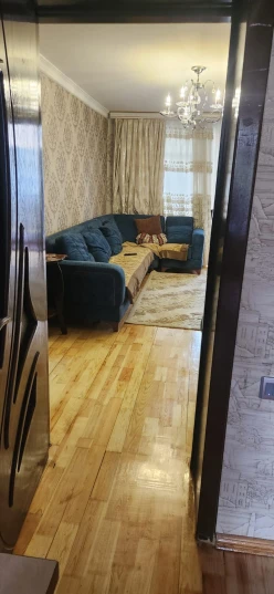 İcarə köhnə tikili 3 otaqlı 80 m²,  Elmlər Akademiyası m.-7