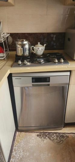 İcarə köhnə tikili 3 otaqlı 80 m²,  Elmlər Akademiyası m.-21