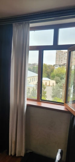 İcarə köhnə tikili 3 otaqlı 80 m²,  Elmlər Akademiyası m.-5