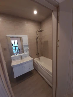 Satılır ev/villa 4 otaqlı 203 m², Badamdar q.-7