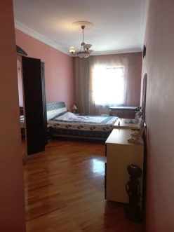 Satılır yeni tikili 4 otaqlı 145 m², Yasamal r.-4