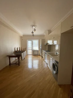 Satılır yeni tikili 4 otaqlı 181 m², Yasamal r.-5