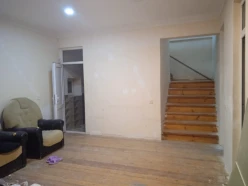 Satılır yeni tikili 4 otaqlı 106 m², Badamdar q.-3