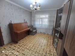 Satılır köhnə tikili 4 otaqlı 105 m², Yeni Yasamal q.-4