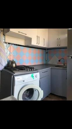 Satılır köhnə tikili 3 otaqlı 67 m², İnşaatçılar m.-5