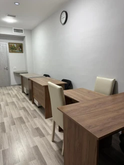 İcarə ofis 1 otaqlı 25 m², Elmlər Akademiyası m.-2