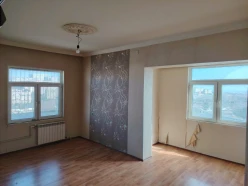 Satılır köhnə tikili 2 otaqlı 65 m², Əhmədli m.-10