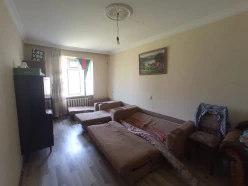 Satılır köhnə tikili 2 otaqlı 60 m², Əhmədli m.-6