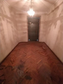 İcarə köhnə tikili 3 otaqlı 85 m², Nəriman Nərimanov m.-8