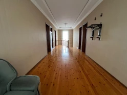 Satılır ev/villa 9 otaqlı 351.9 m²,  Azadlıq prospekti m.-11