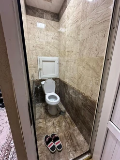 İcarə köhnə tikili 4 otaqlı 110 m², İnşaatçılar m.-10 İcarə köhnə tikili 4 otaqlı 110 m², İnşaatçılar m.-10