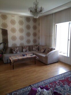 İcarə köhnə tikili 2 otaqlı 70 m², Sahil m. İcarə köhnə tikili 2 otaqlı 70 m², Sahil m.