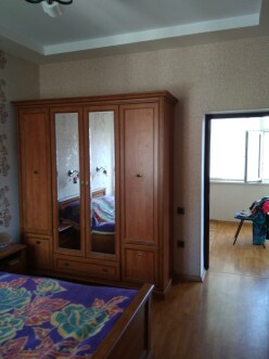 İcarə köhnə tikili 2 otaqlı 70 m²,  Sahil m.-7