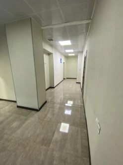İcarə ofis 5 otaqlı 130 m², 28 May m.