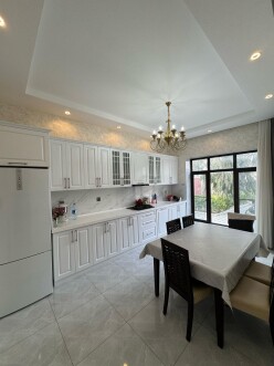 Satılır ev/villa 3 otaqlı 160 m²,  Qala-4