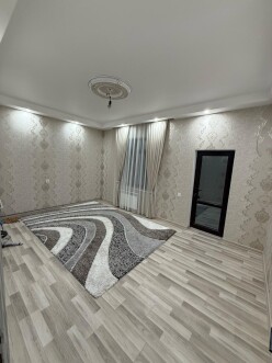 Satılır köhnə tikili 2 otaqlı 75 m²,  Bakıxanov-5