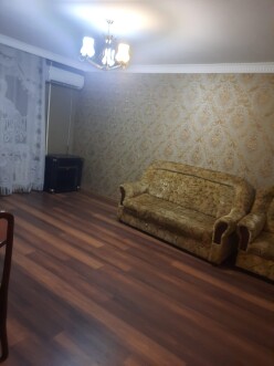 İcarə köhnə tikili 2 otaqlı 60 m²,  İnşaatçılar m.-5