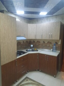 İcarə köhnə tikili 2 otaqlı 60 m²,  İnşaatçılar m.-6