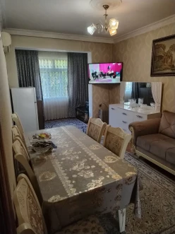 Satılır köhnə tikili 2 otaqlı 42.5 m², Memar Əcəmi m.-2