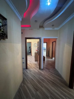 Satılır köhnə tikili 5 otaqlı 120 m²,  İnşaatçılar m.-7