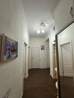 Satılır yeni tikili 3 otaqlı 85 m², İnşaatçılar m.-4 Satılır yeni tikili 3 otaqlı 85 m², İnşaatçılar m.-4