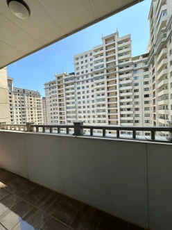 Satılır yeni tikili 3 otaqlı 143 m², İnşaatçılar m.