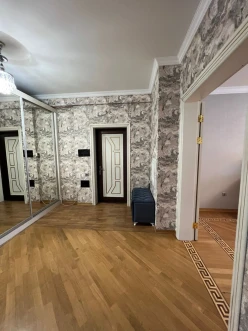 Satılır yeni tikili 3 otaqlı 147 m², Elmlər Akademiyası m.-21