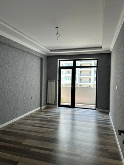 Satılır yeni tikili 3 otaqlı 143 m², İnşaatçılar m.-7