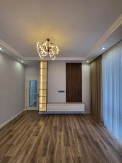 Satılır yeni tikili 2 otaqlı 75 m², Azadlıq prospekti m.-2