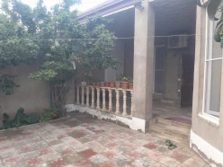 Satılır ev/villa 3 otaqlı 110 m², Azadlıq prospekti m.-14