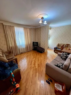 Satılır yeni tikili 2 otaqlı 85 m², Azadlıq prospekti m.-2