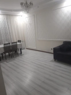 Satılır ev/villa 3 otaqlı 110 m², Azadlıq prospekti m.-20