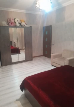 Satılır ev/villa 3 otaqlı 110 m², Azadlıq prospekti m.-50