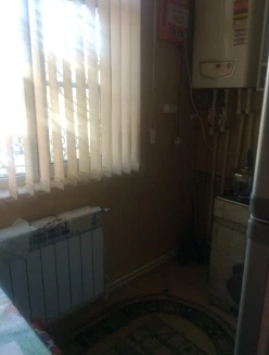 Satılır köhnə tikili 2 otaqlı 45 m², 20 yanvar m.-6