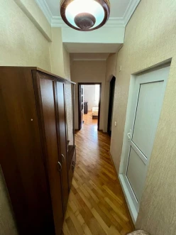 Satılır yeni tikili 2 otaqlı 85 m², Azadlıq prospekti m.-8