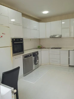 Satılır yeni tikili 2 otaqlı 90 m², İçəri Şəhər m.-5