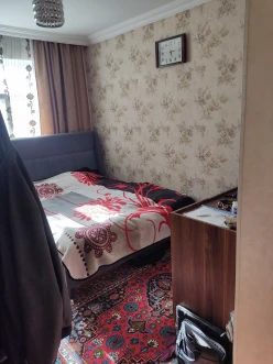 Satılır köhnə tikili 2 otaqlı 60 m², Əhmədli m.-14 Satılır köhnə tikili 2 otaqlı 60 m², Əhmədli m.-14