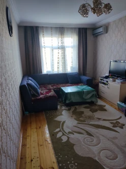 Satılır köhnə tikili 2 otaqlı 60 m², Əhmədli m.-18 Satılır köhnə tikili 2 otaqlı 60 m², Əhmədli m.-18