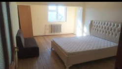 Satılır yeni tikili 6 otaqlı 210 m²,  Elmlər Akademiyası m.-12