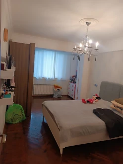 Satılır yeni tikili 6 otaqlı 210 m²,  Elmlər Akademiyası m.-15