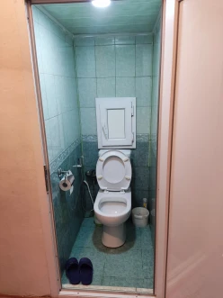 Satılır köhnə tikili 2 otaqlı 60 m², Əhmədli m.-10 Satılır köhnə tikili 2 otaqlı 60 m², Əhmədli m.-10