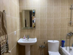 Satılır yeni tikili 2 otaqlı 60 m²,  İnşaatçılar m.-5