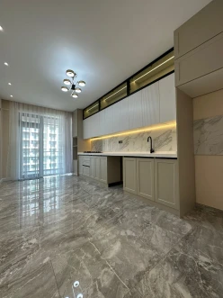 Satılır yeni tikili 4 otaqlı 138 m², Xətai r.-15