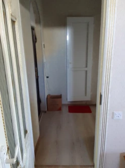 Satılır köhnə tikili 2 otaqlı 40 m², Avtovağzal m.-5